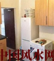 乐东你家冰箱还在这里放？难怪财运会这么差！